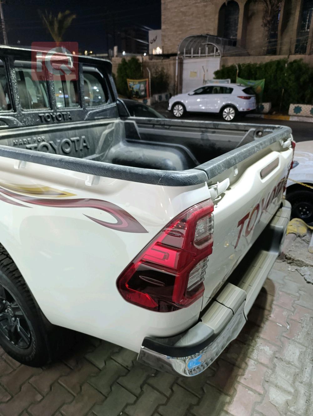 Toyota Hilux